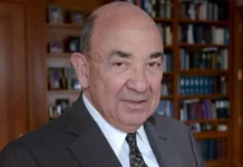 Άλβιν Χέλερσταϊν: Ποιος είναι ο 92χρονος δικαστής που ανέλαβε την υπόθεση Μαδούρο